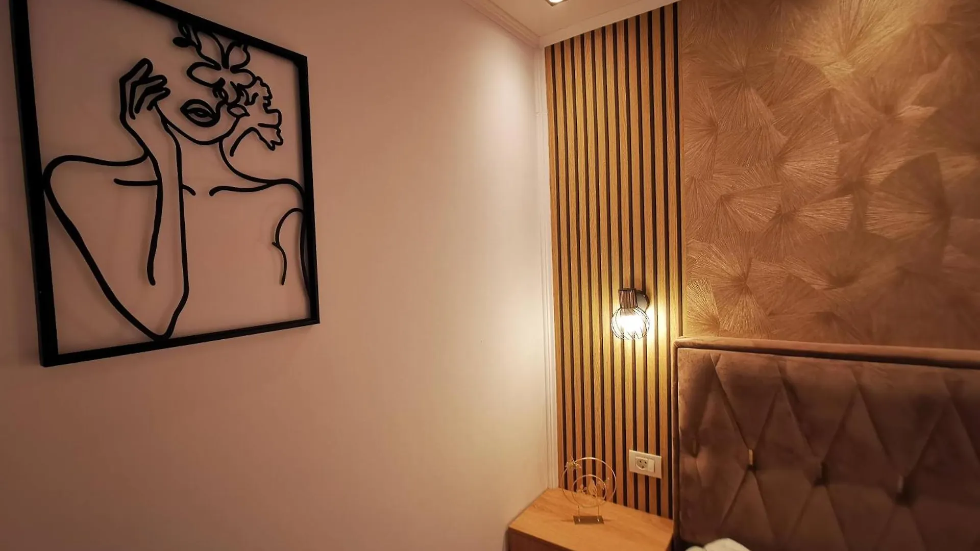 Aldira Sky Arena Nationala Apartment Bucureşti 0*,  România