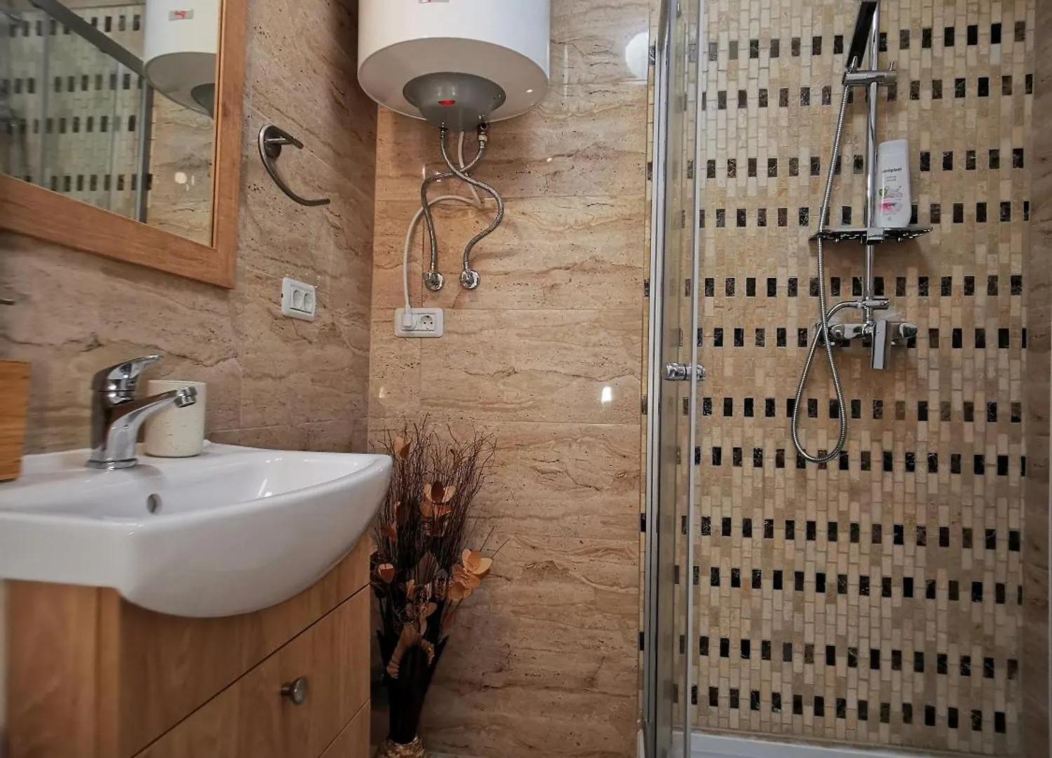 Aldira Sky Arena Nationala Apartment Bucharest